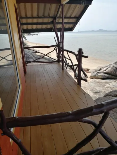 Bungalow Standard con aria condizionata - fronte spiaggia — Golden Beach Resort Koh Phangan