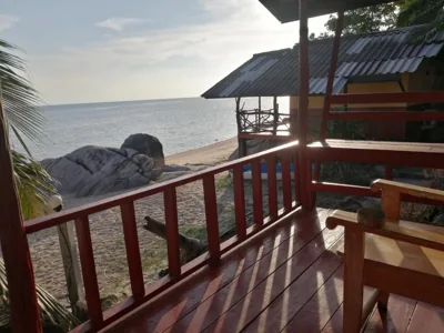 Camera Standard piccola con ventilatore - fronte spiaggia — Golden Beach Resort Koh Phangan